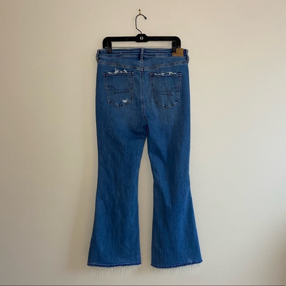 American Eagle Super Hi-Rise Flare Medium Wash Distressed Jeans, size 12 - Picture 9 of 11